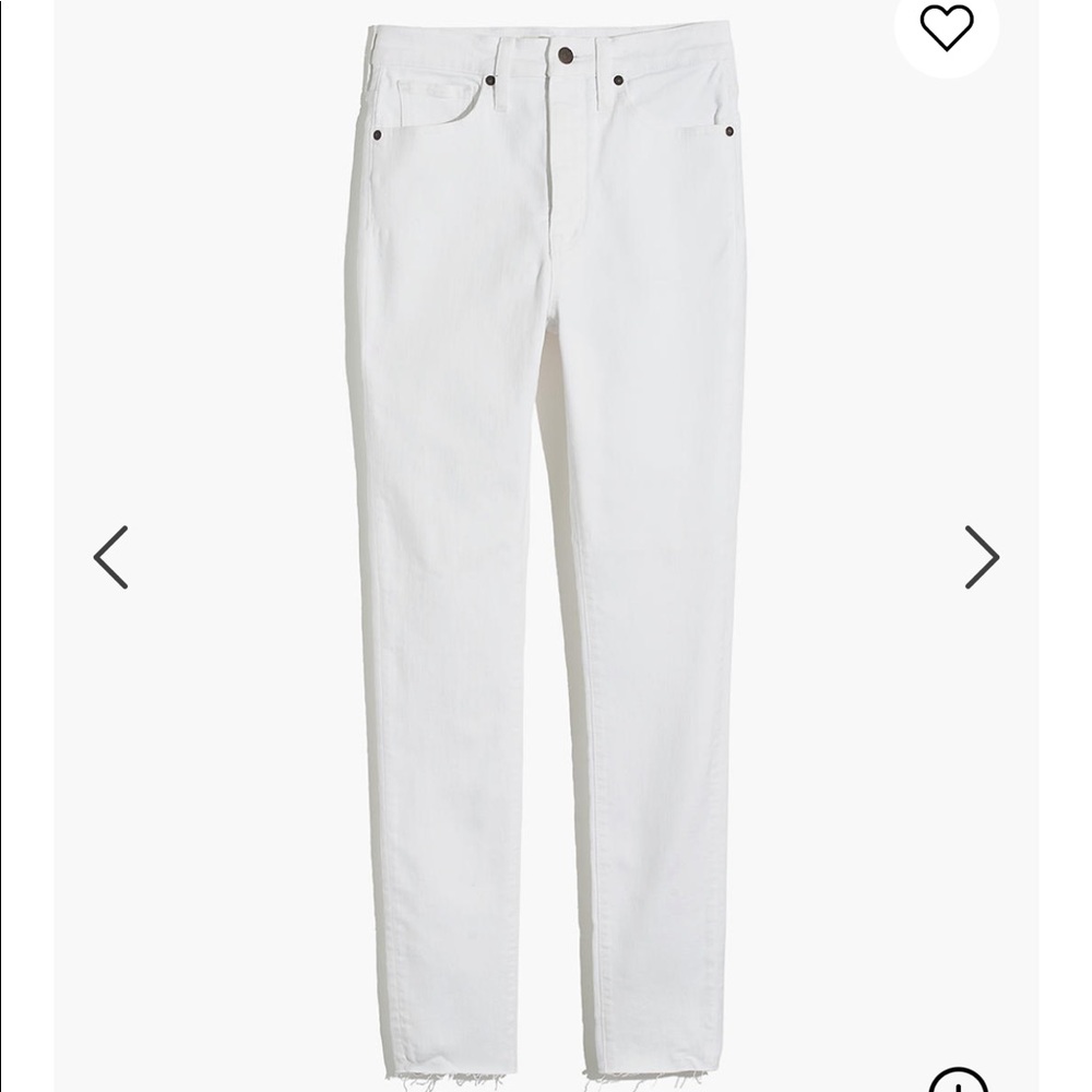 NWT 11 “ high rise white skinny jeans (sold out)